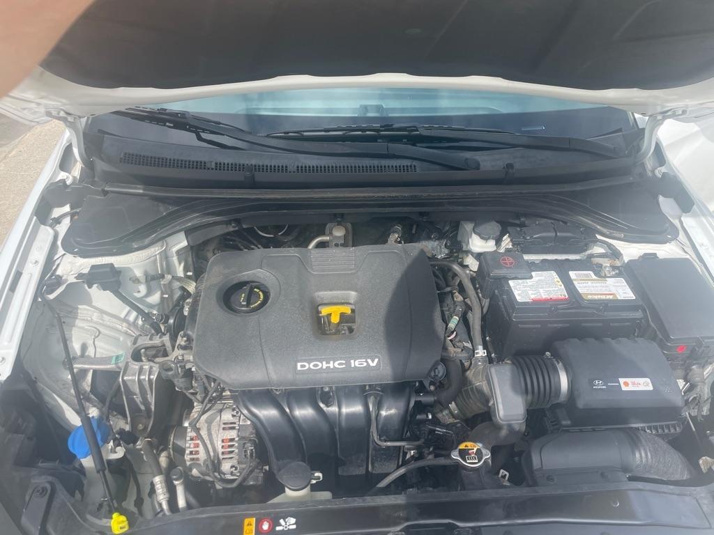 Hyundai Elantra  2018