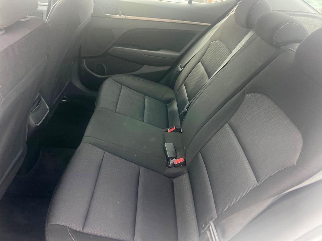 Hyundai Elantra  2018