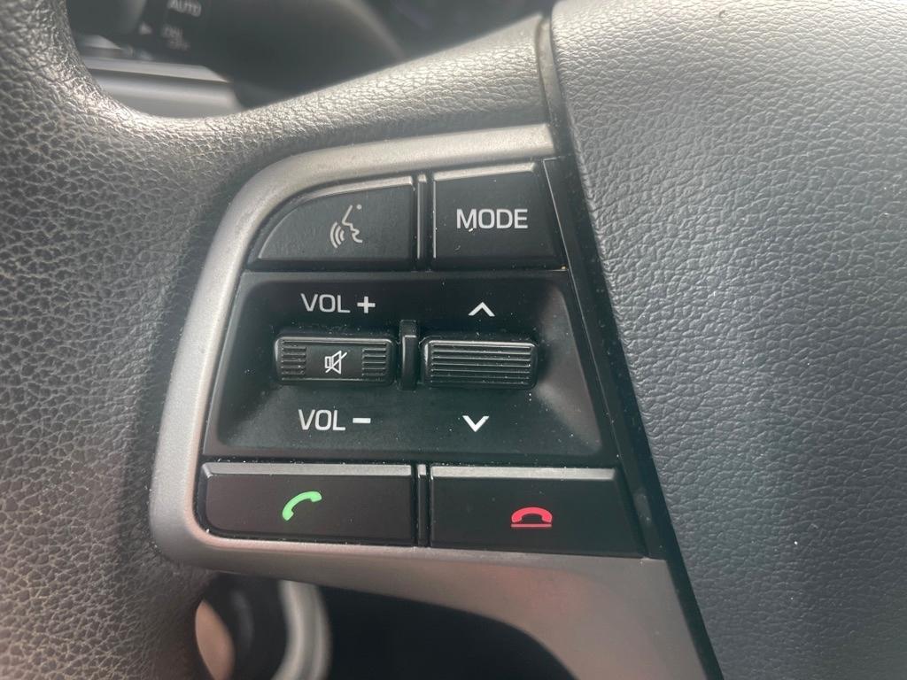 Hyundai Elantra  2018