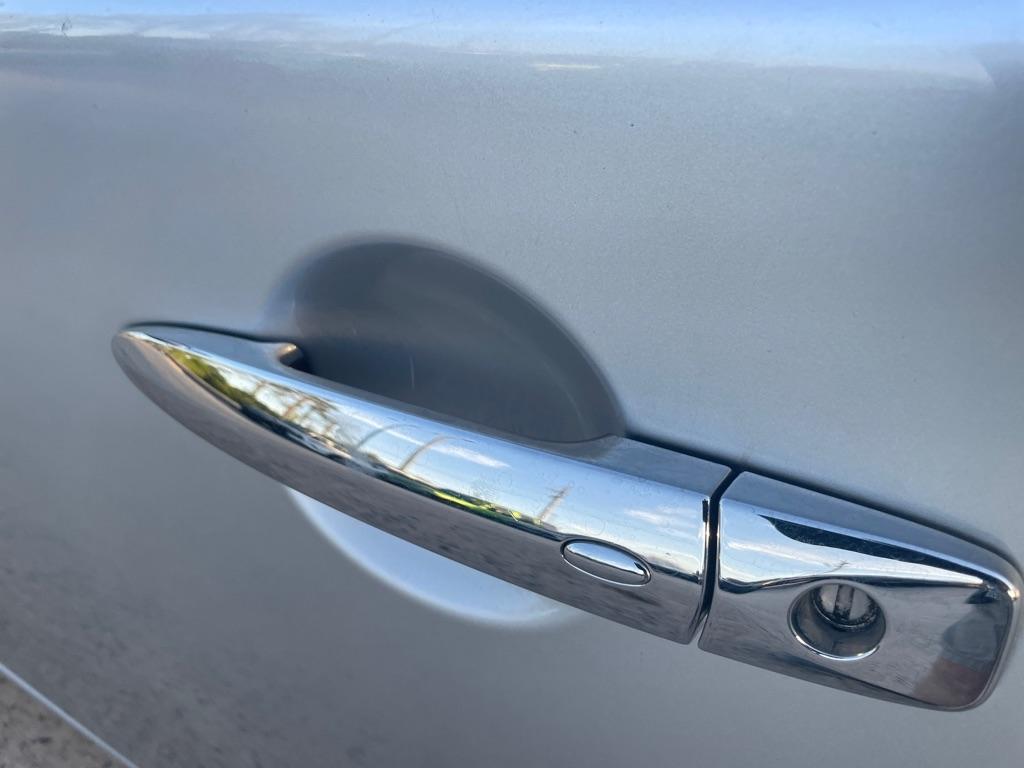 Nissan Sentra  2014