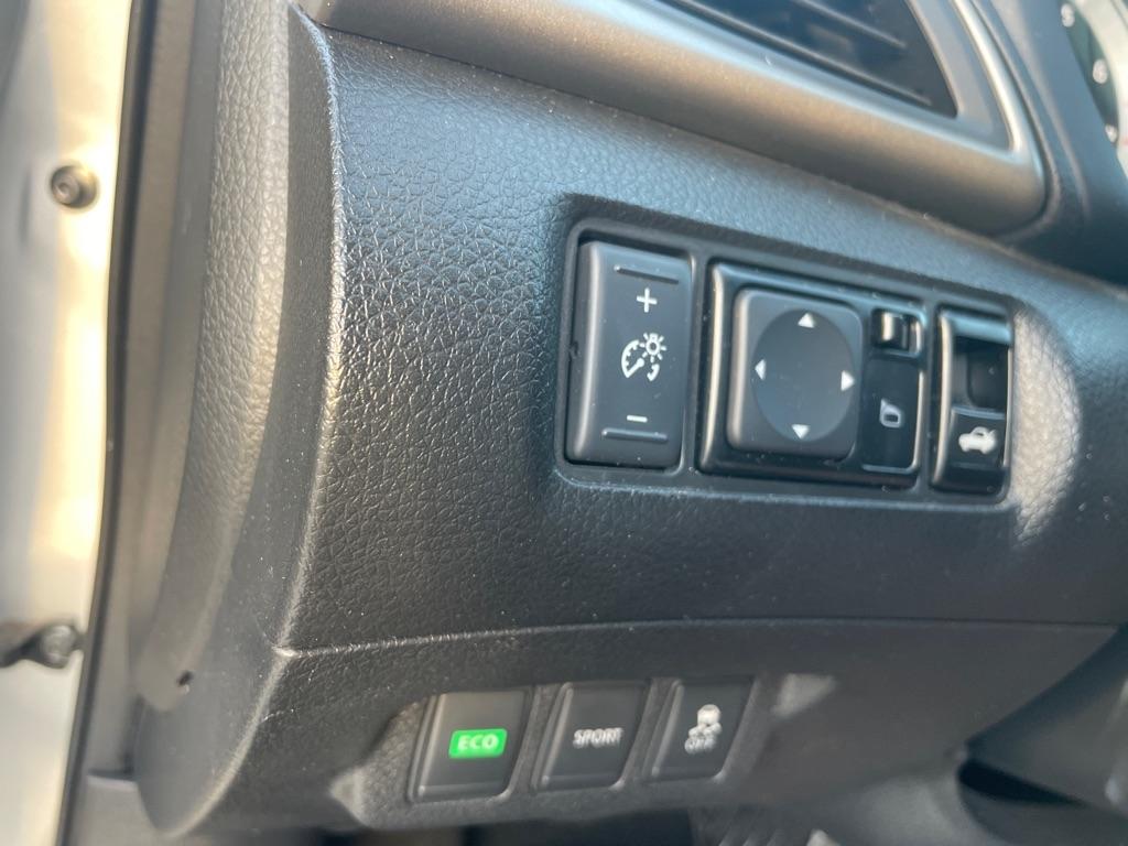 Nissan Sentra  2014