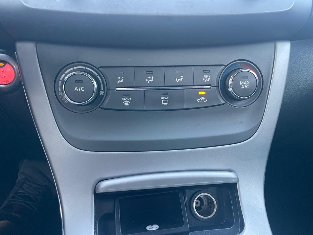 Nissan Sentra  2014