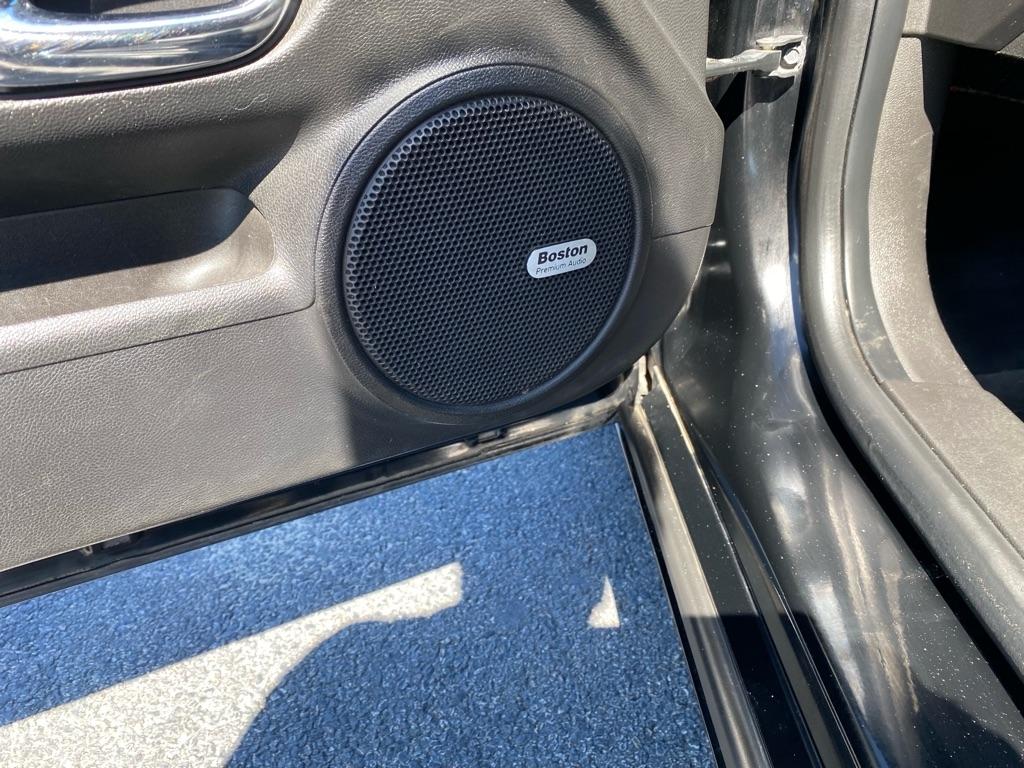 Chevrolet Camaro  2013