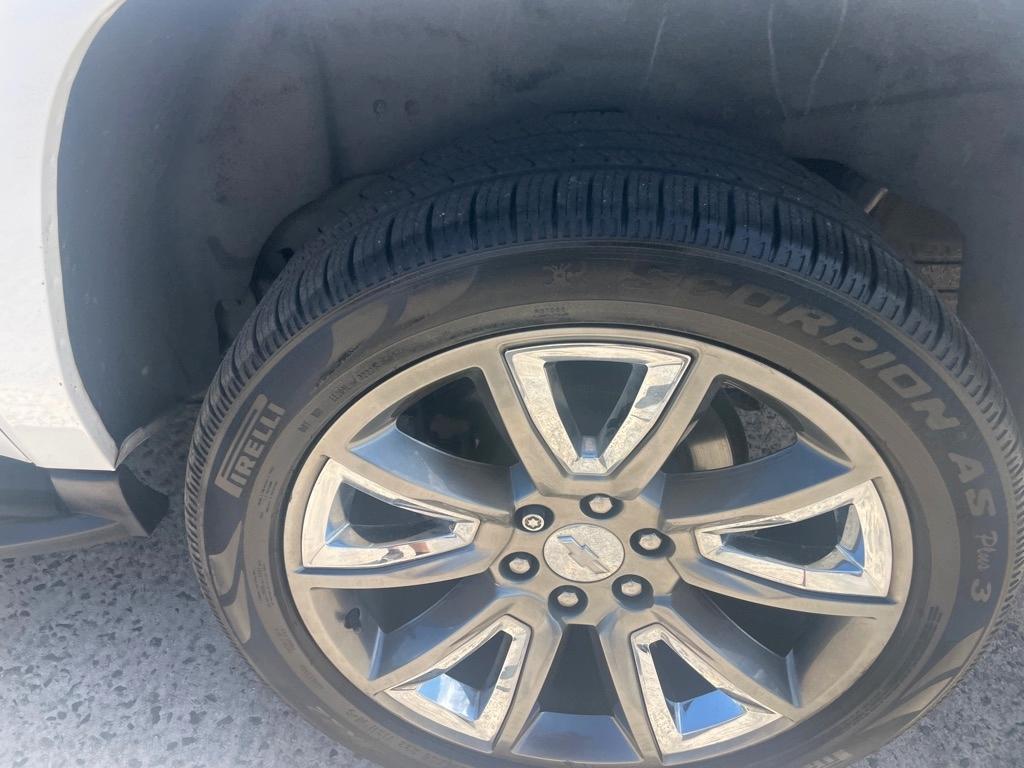 Chevrolet Suburban  2018