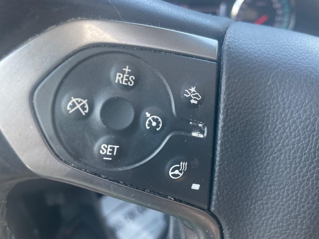 Chevrolet Suburban  2018