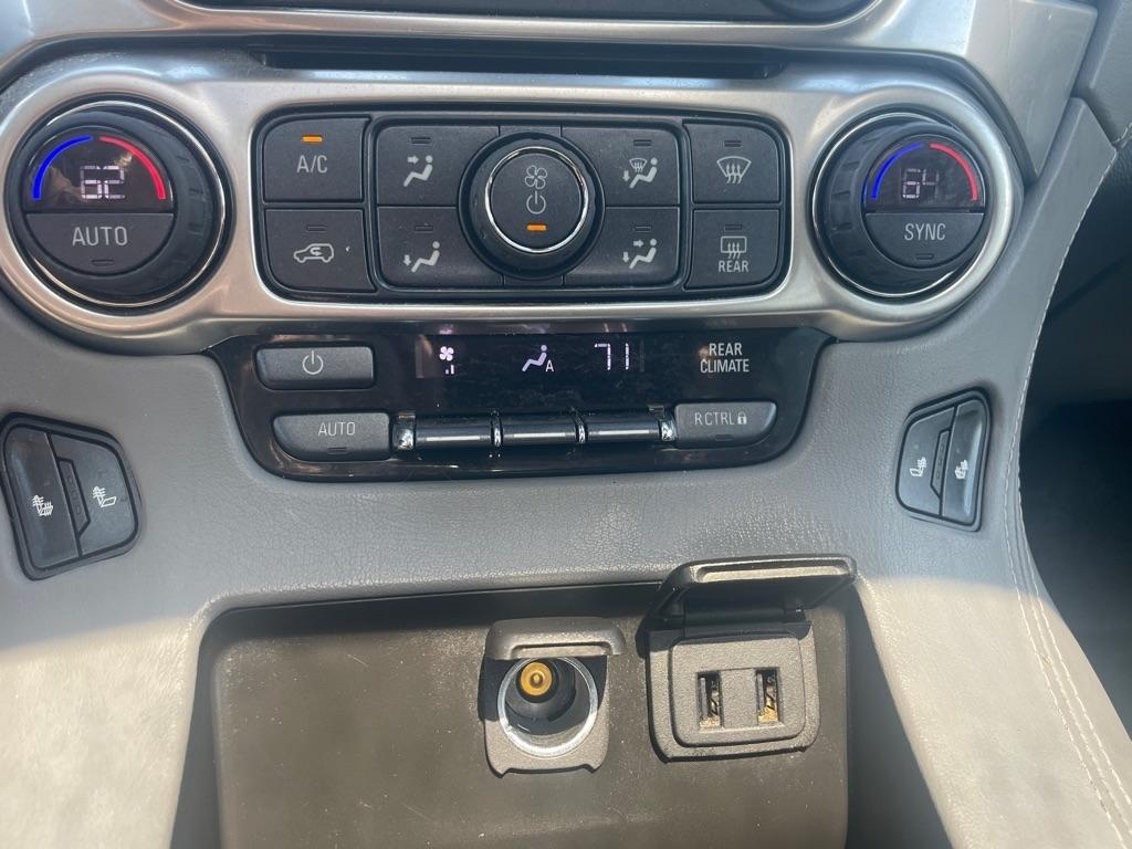 Chevrolet Suburban  2018