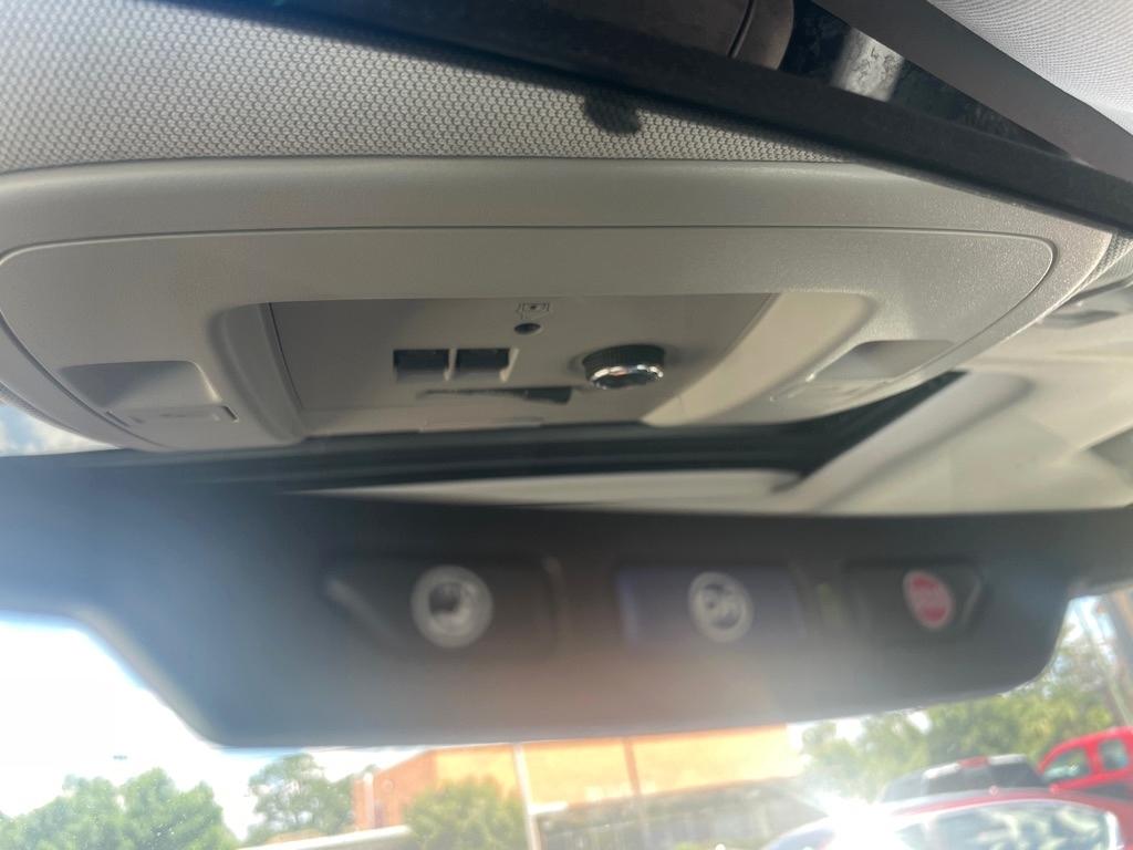Chevrolet Suburban  2018