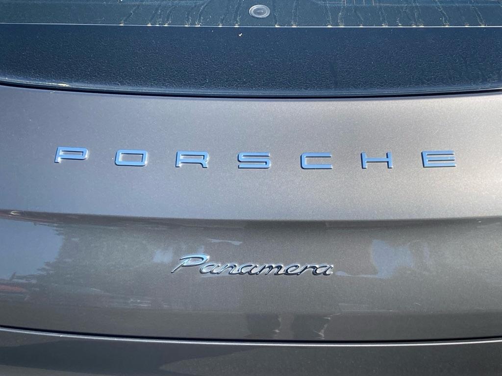 Porsche Panamera  2016