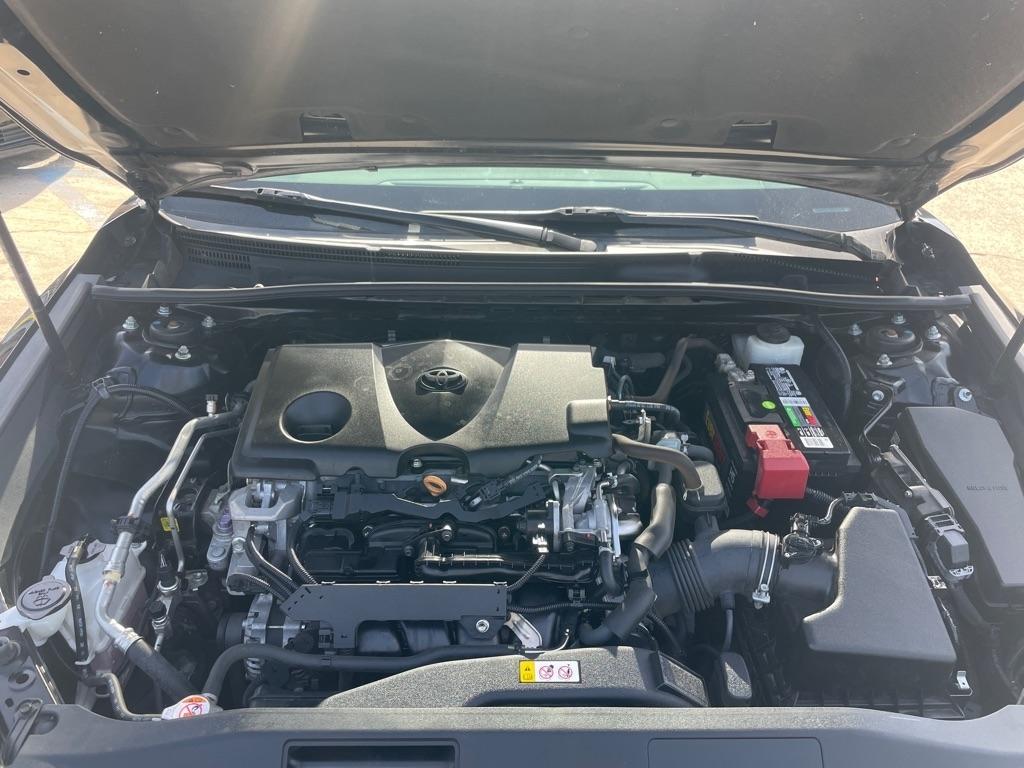Toyota Camry SE 2020