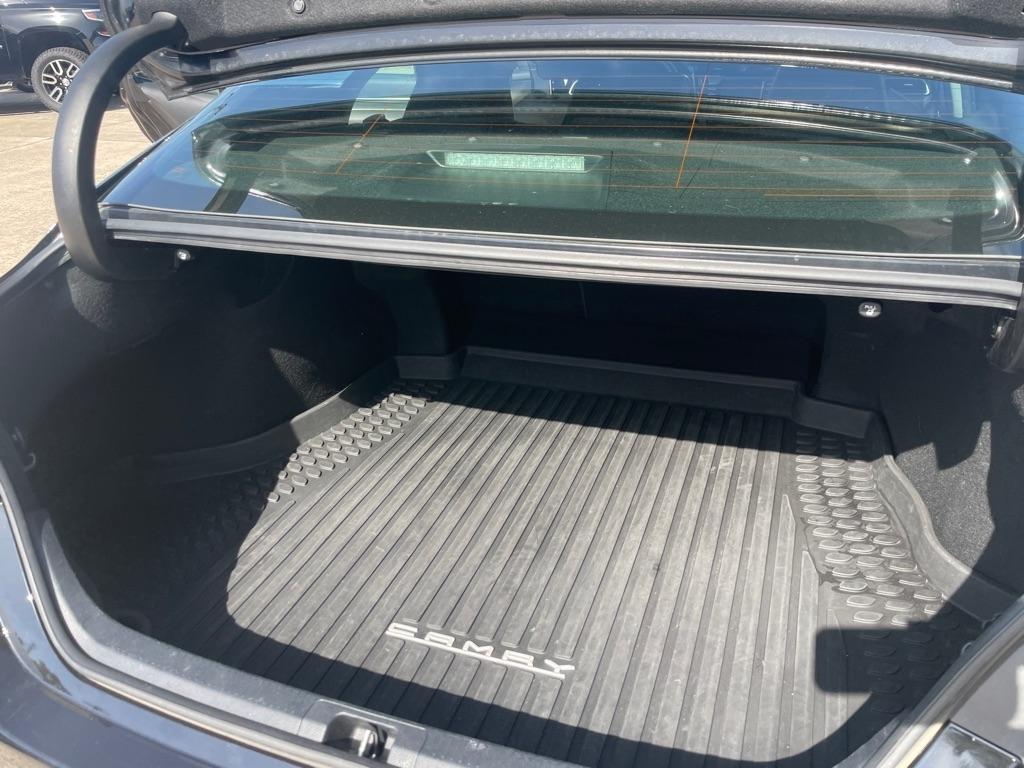 Toyota Camry SE 2020