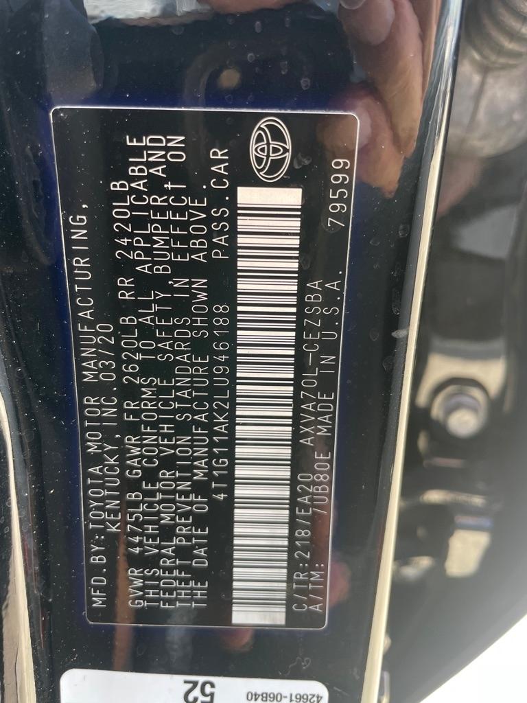 Toyota Camry SE 2020