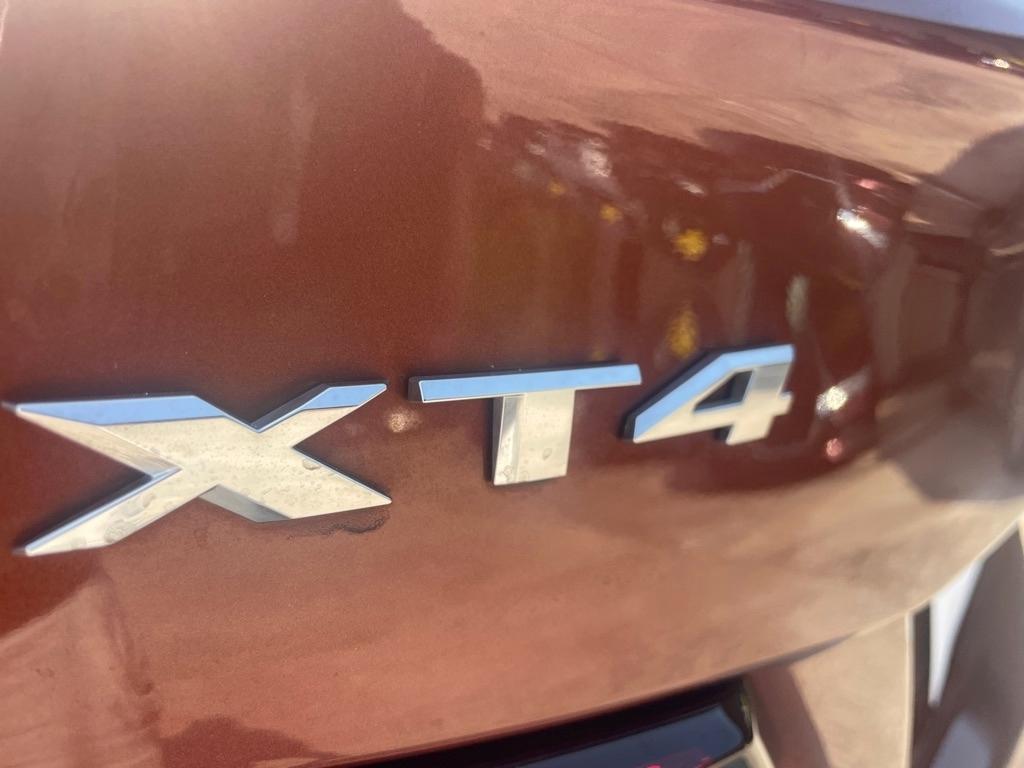Cadillac XT4  2019