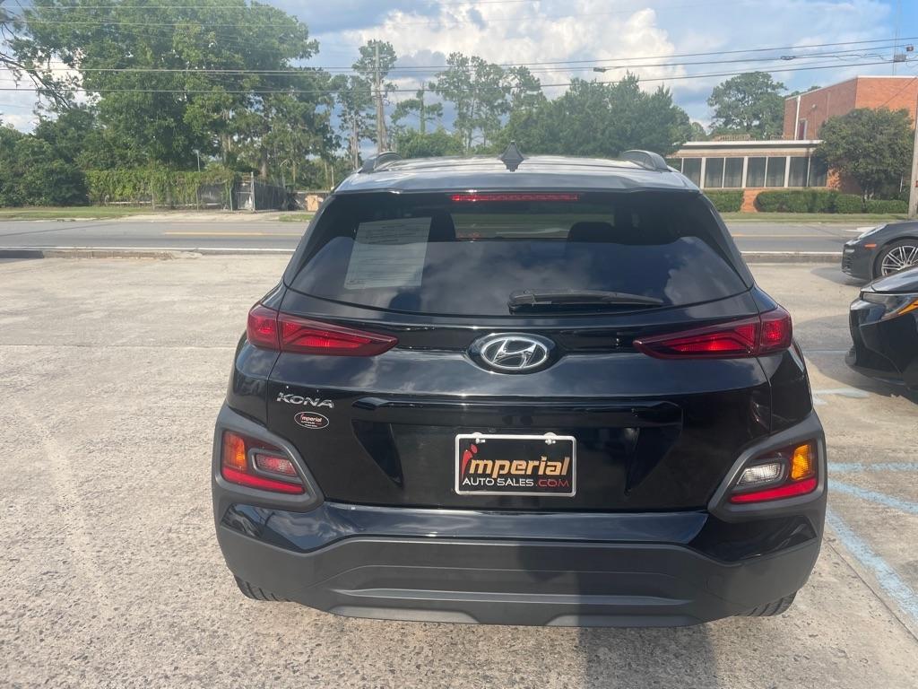 Hyundai Kona  2021