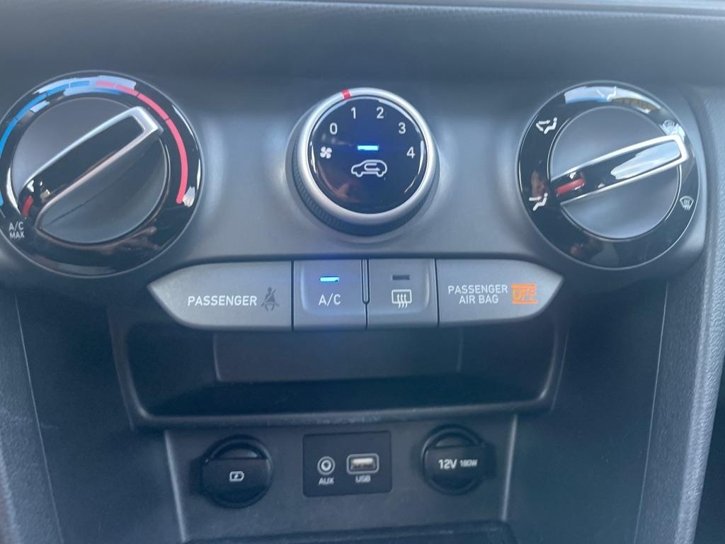 Hyundai Kona  2021