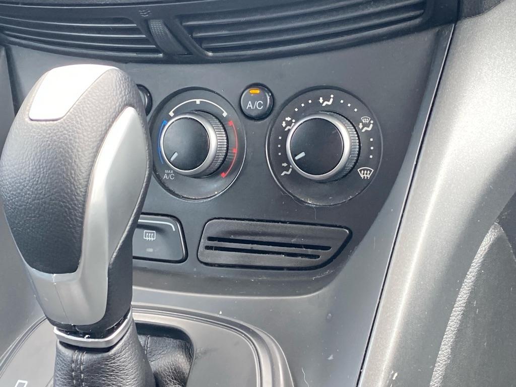 Ford Escape  2014