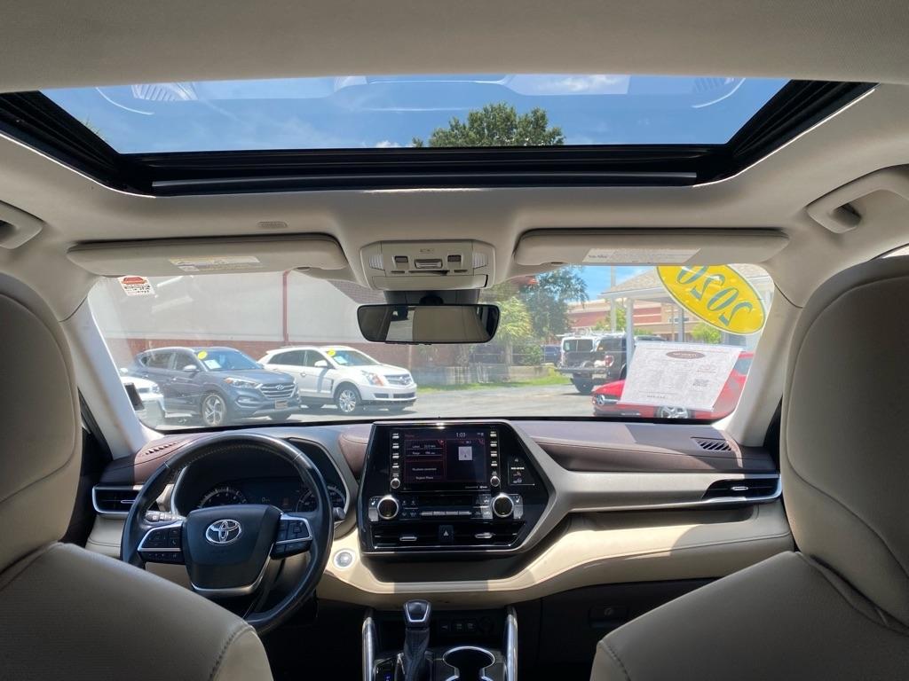 Toyota Highlander  2020