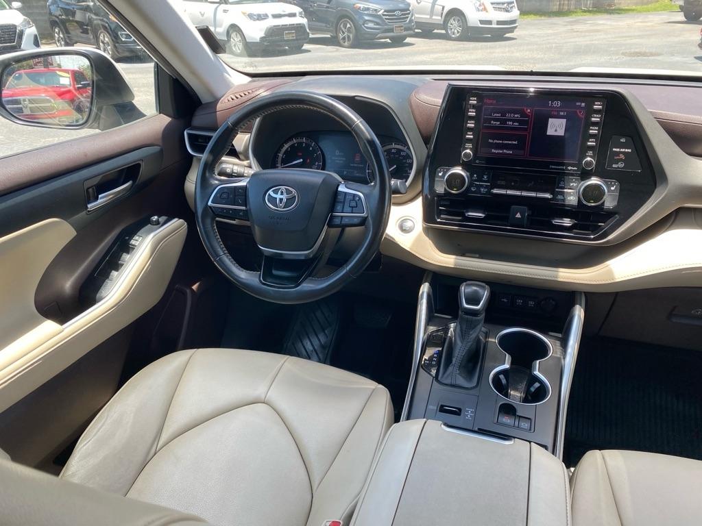 Toyota Highlander  2020