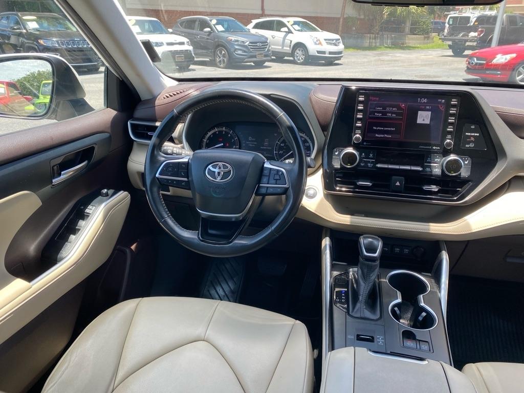 Toyota Highlander  2020
