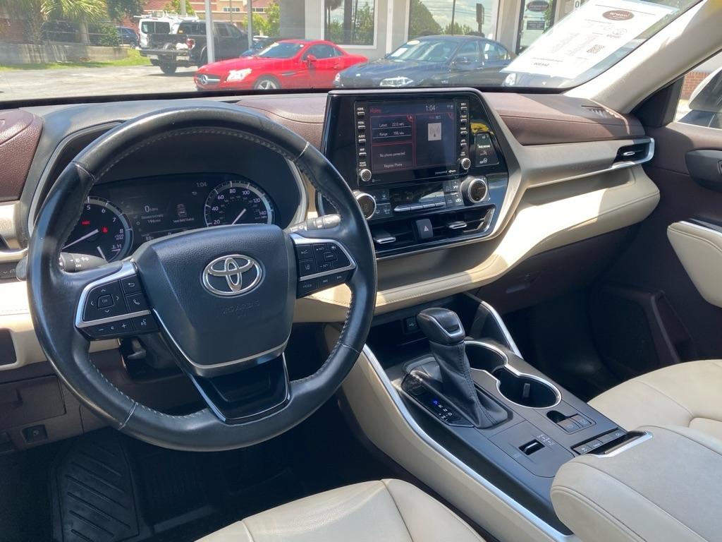 Toyota Highlander  2020