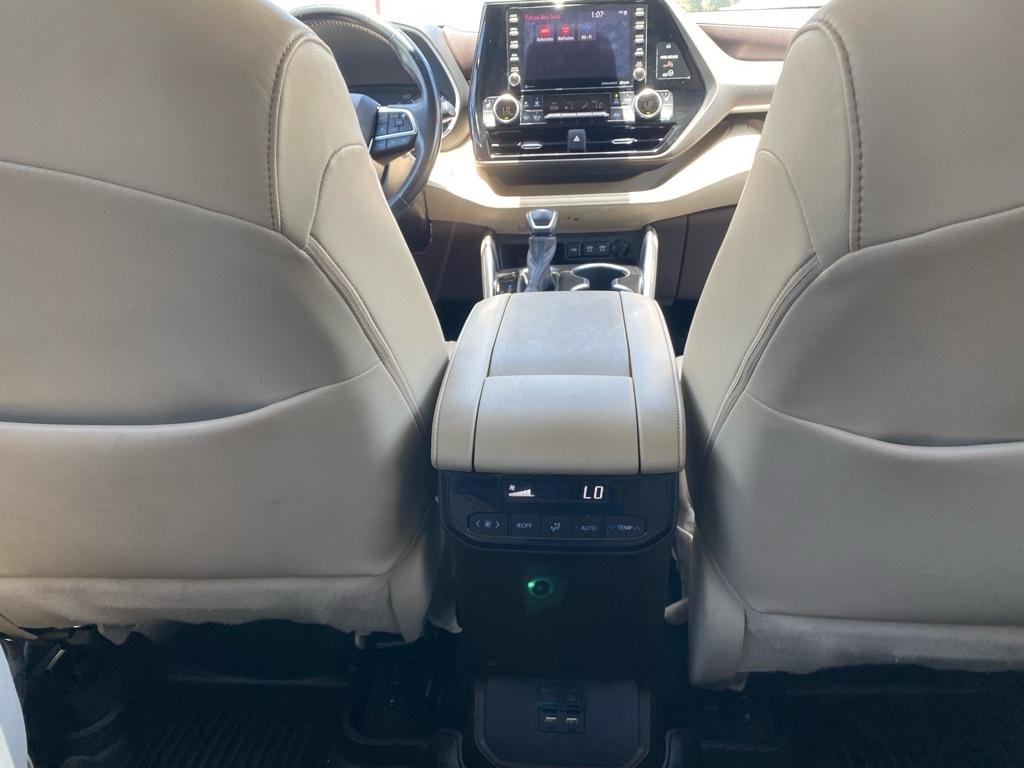 Toyota Highlander  2020