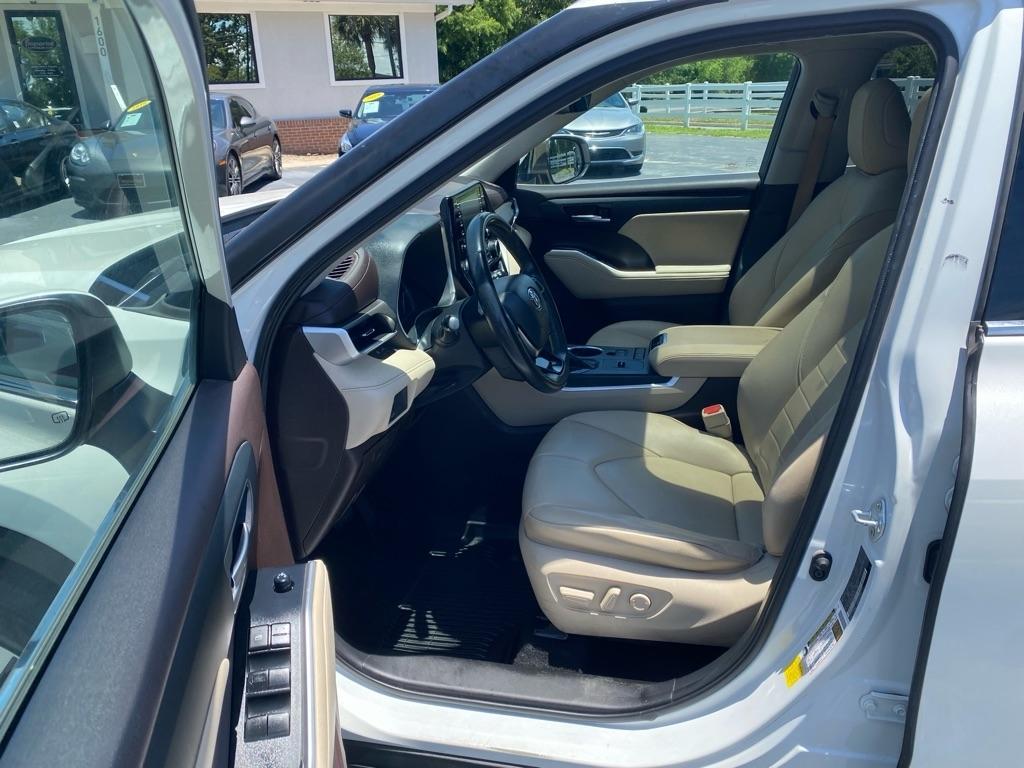 Toyota Highlander  2020