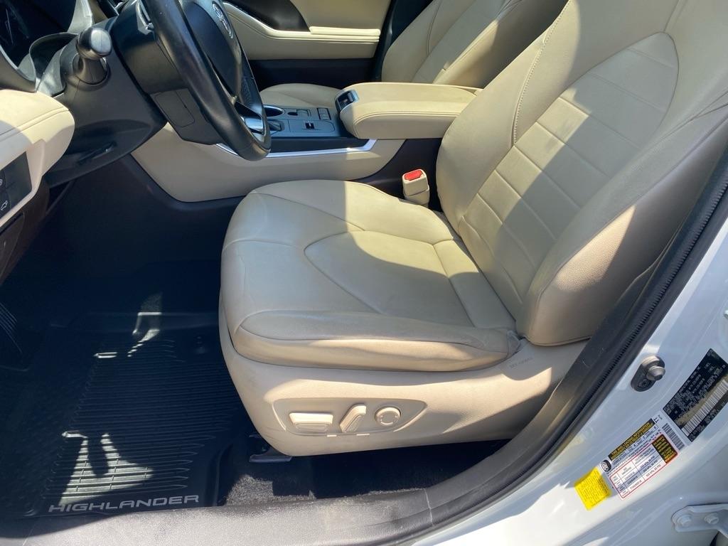 Toyota Highlander  2020