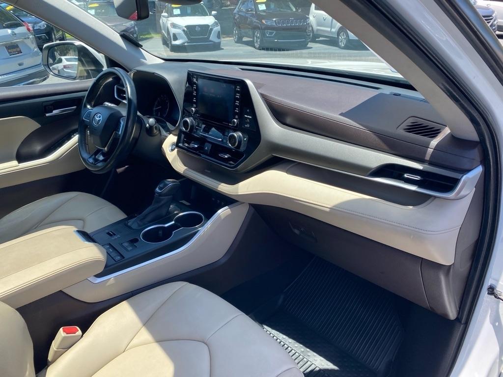 Toyota Highlander  2020