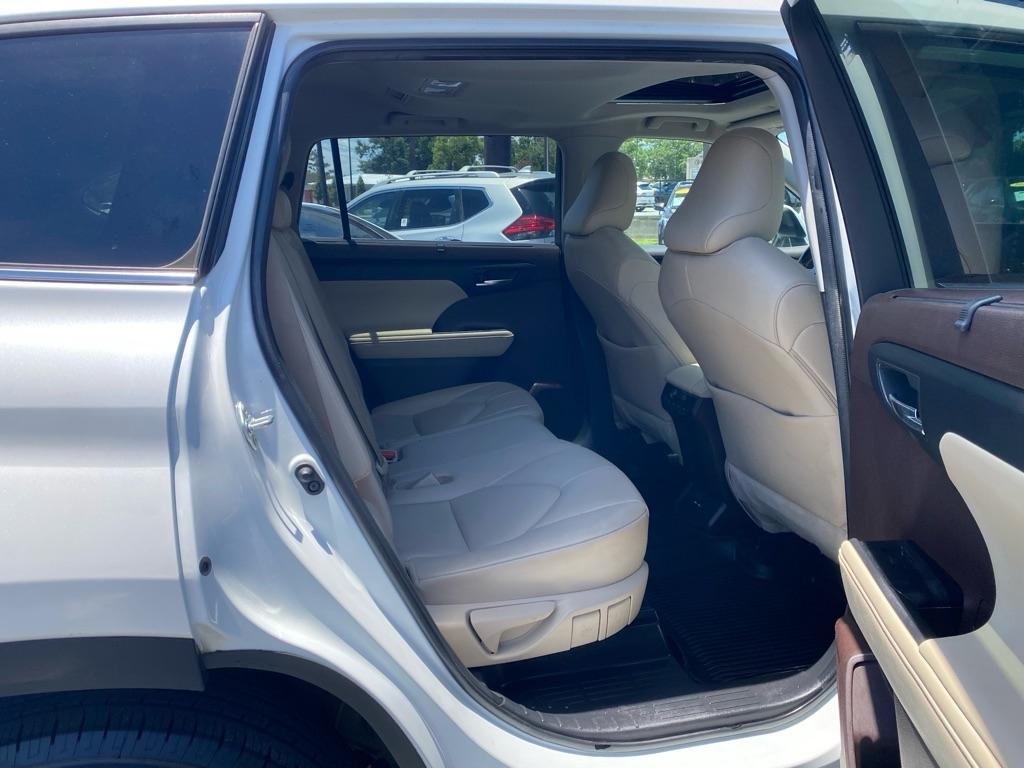 Toyota Highlander  2020
