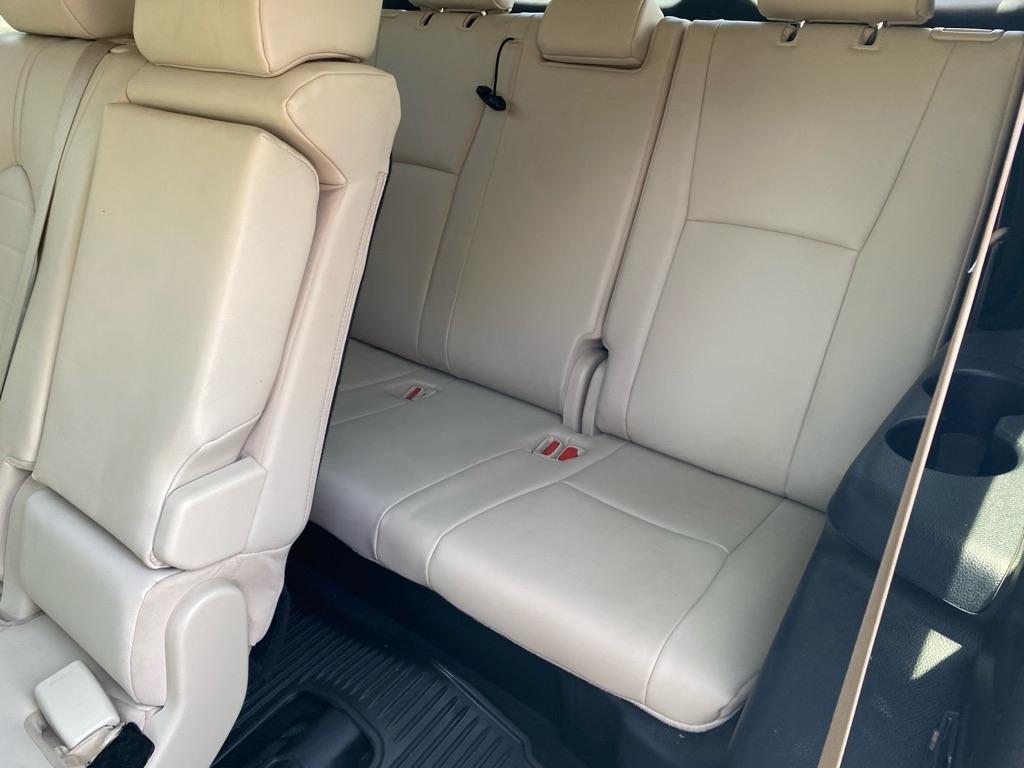 Toyota Highlander  2020