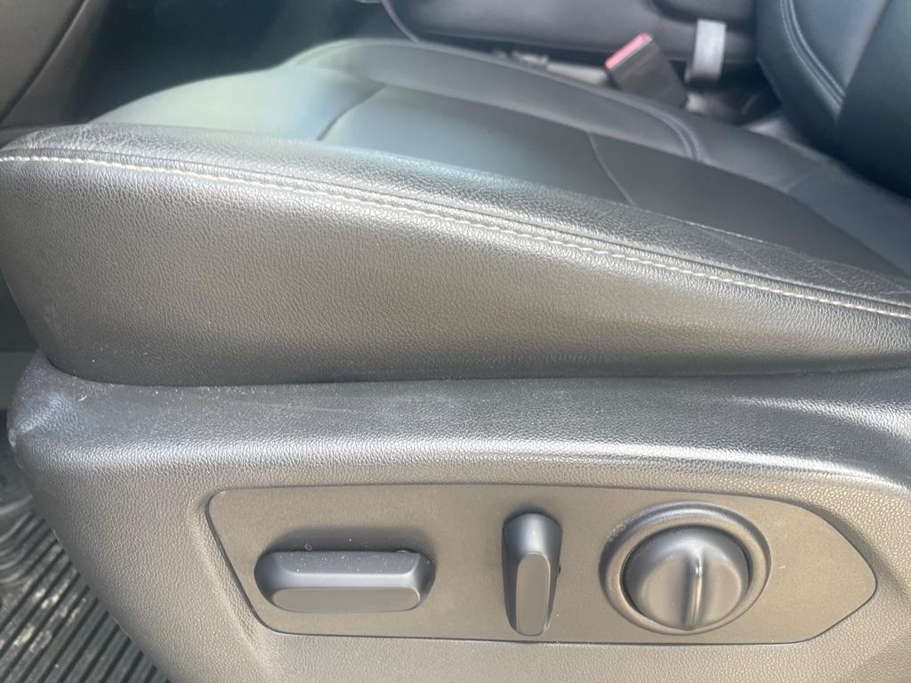 Chevrolet Silverado 1500  2020