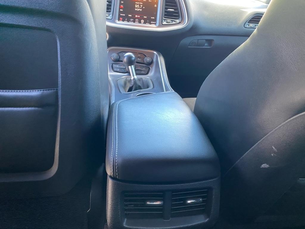 Dodge Challenger  2015