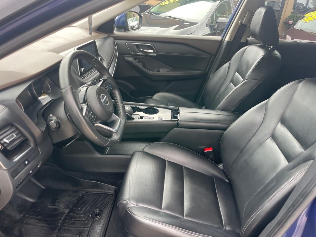 Nissan Rogue  2021