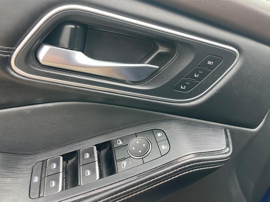 Nissan Rogue  2021