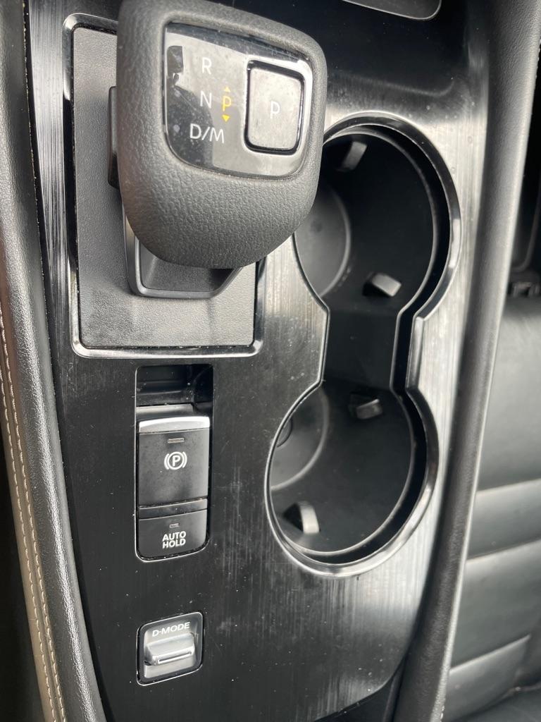 Nissan Rogue  2021