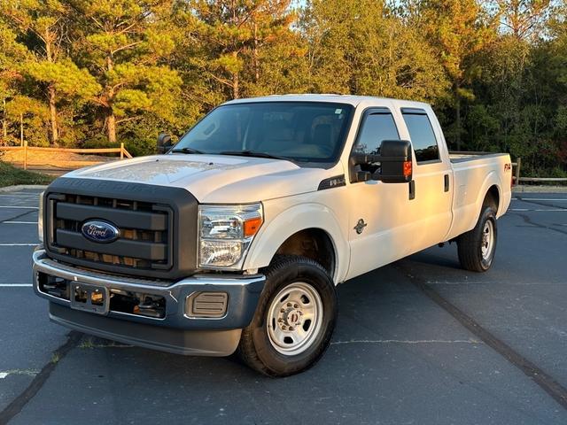 White 2016 Ford F-350 Super Duty Pickup Truck Automatic