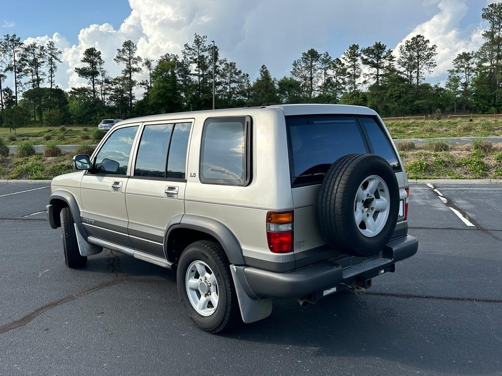 Isuzu Trooper S 1995