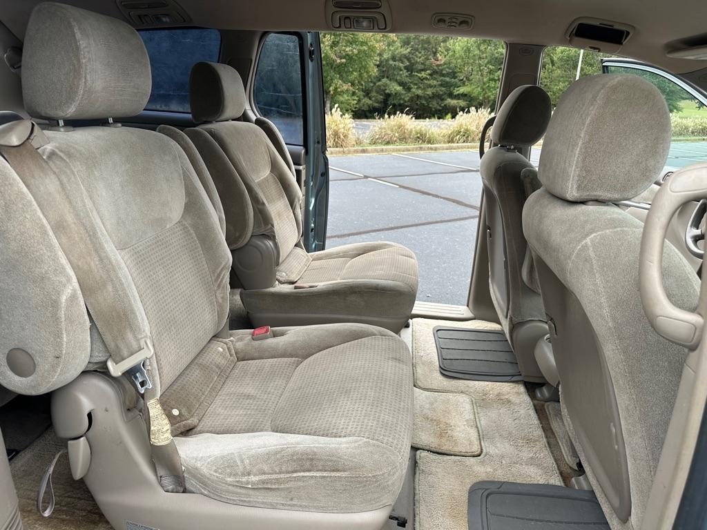 Toyota Sienna  2006