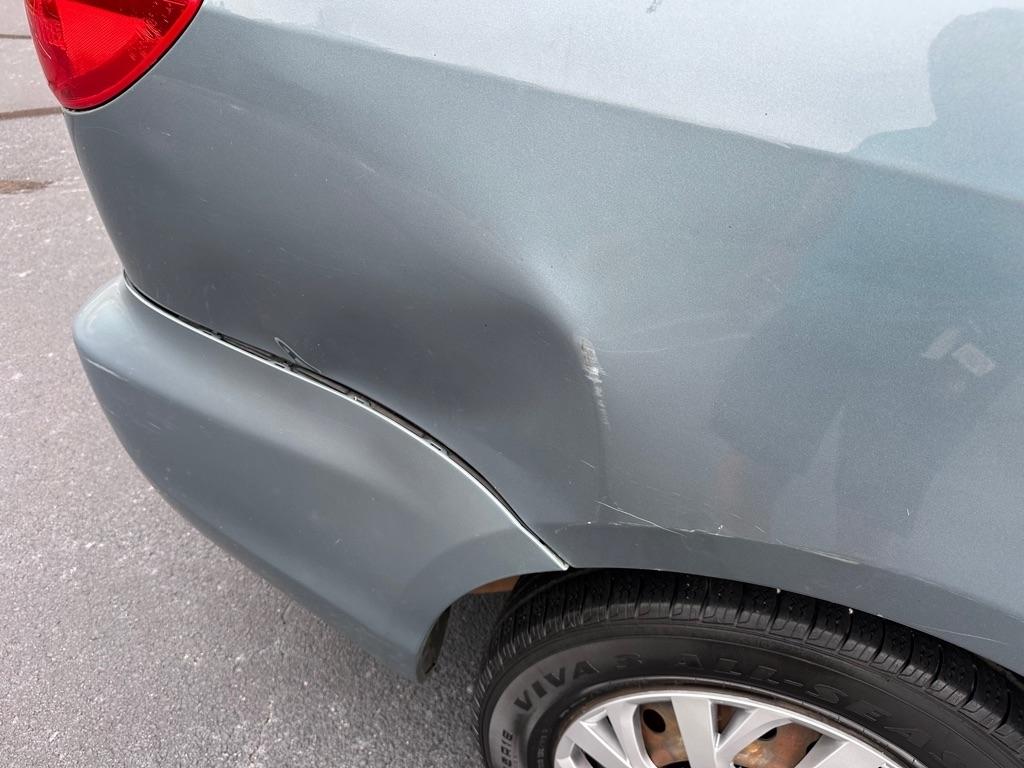 Toyota Sienna  2006