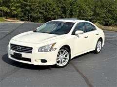 2010 Nissan Maxima 