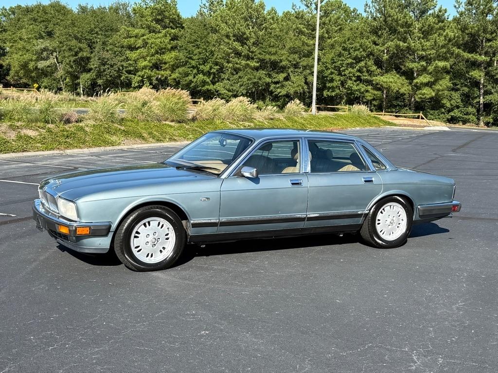 Jaguar XJ Sedan XJ6 1994