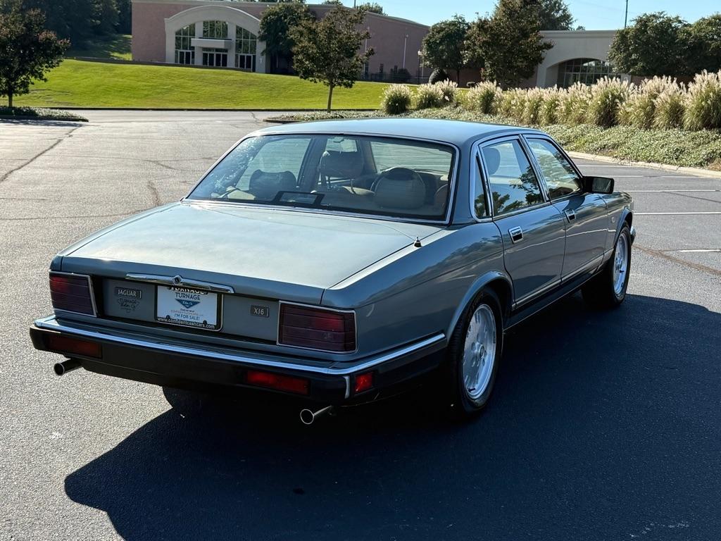 Jaguar XJ Sedan XJ6 1994