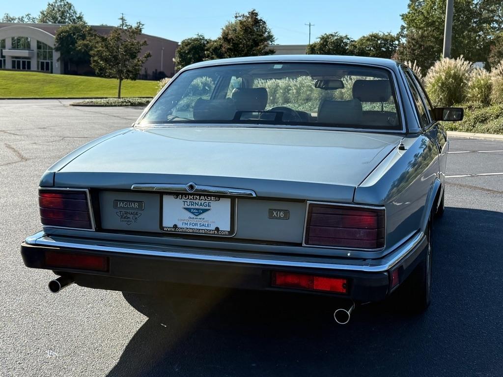 Jaguar XJ Sedan XJ6 1994