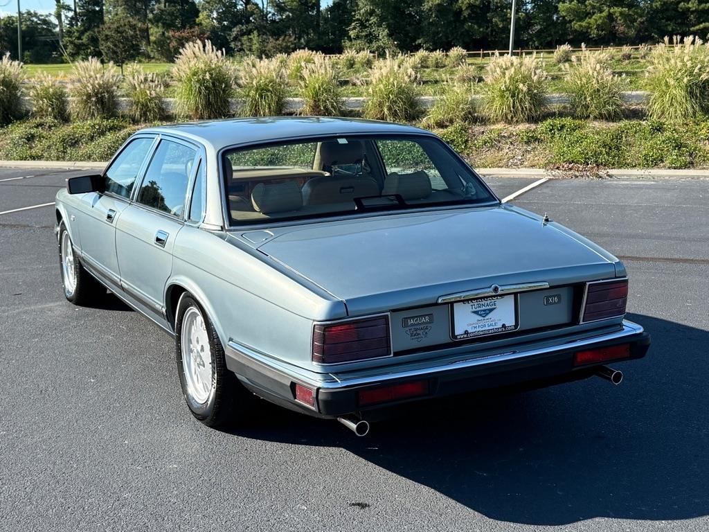 Jaguar XJ Sedan XJ6 1994