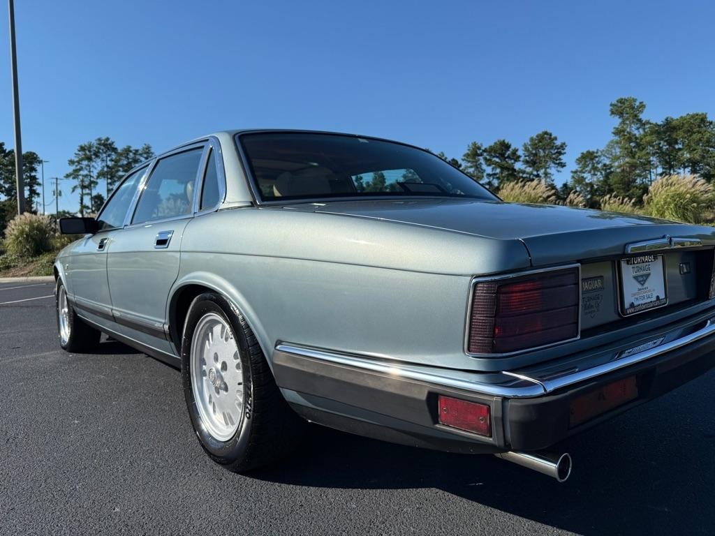 Jaguar XJ Sedan XJ6 1994