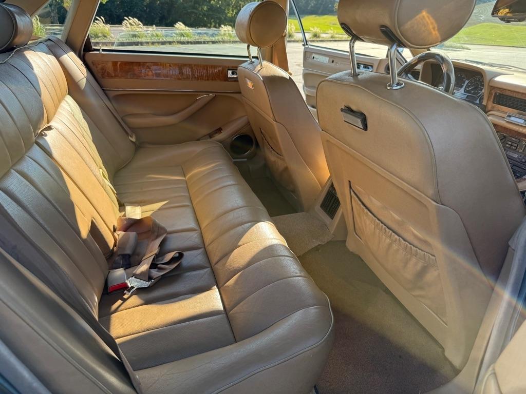 Jaguar XJ Sedan XJ6 1994