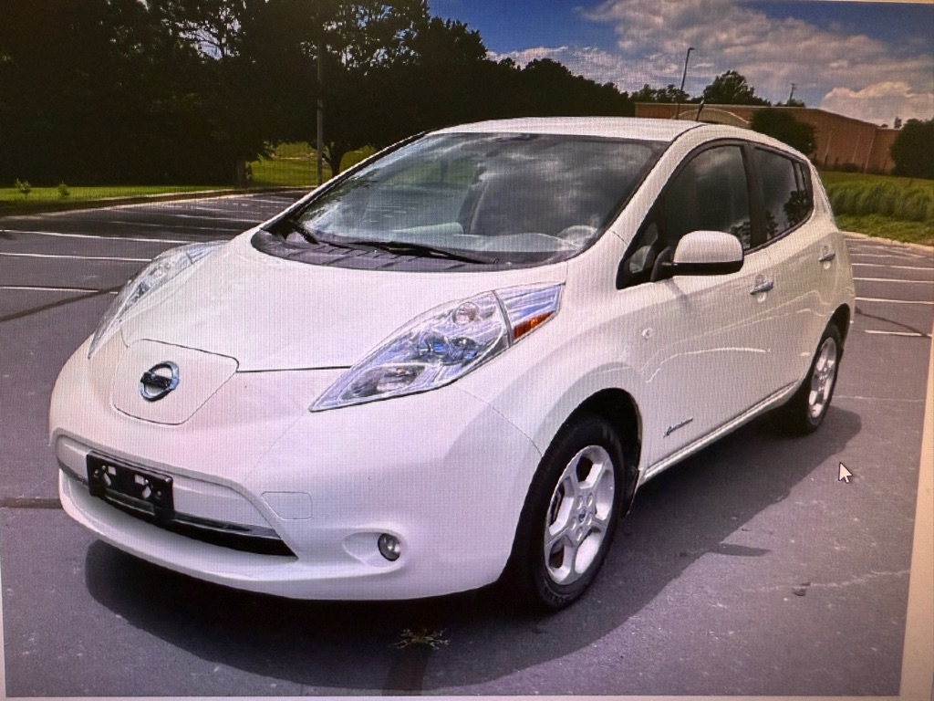 2011 Nissan Leaf SV
