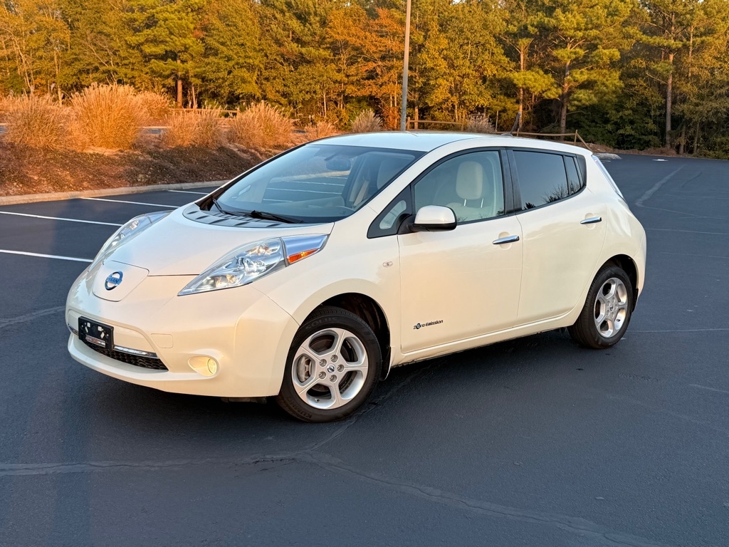 Nissan Leaf SV 2011