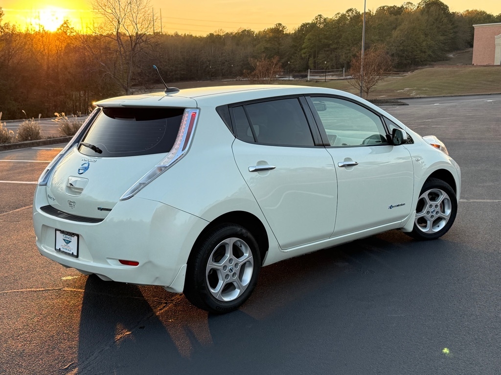 Nissan Leaf SV 2011