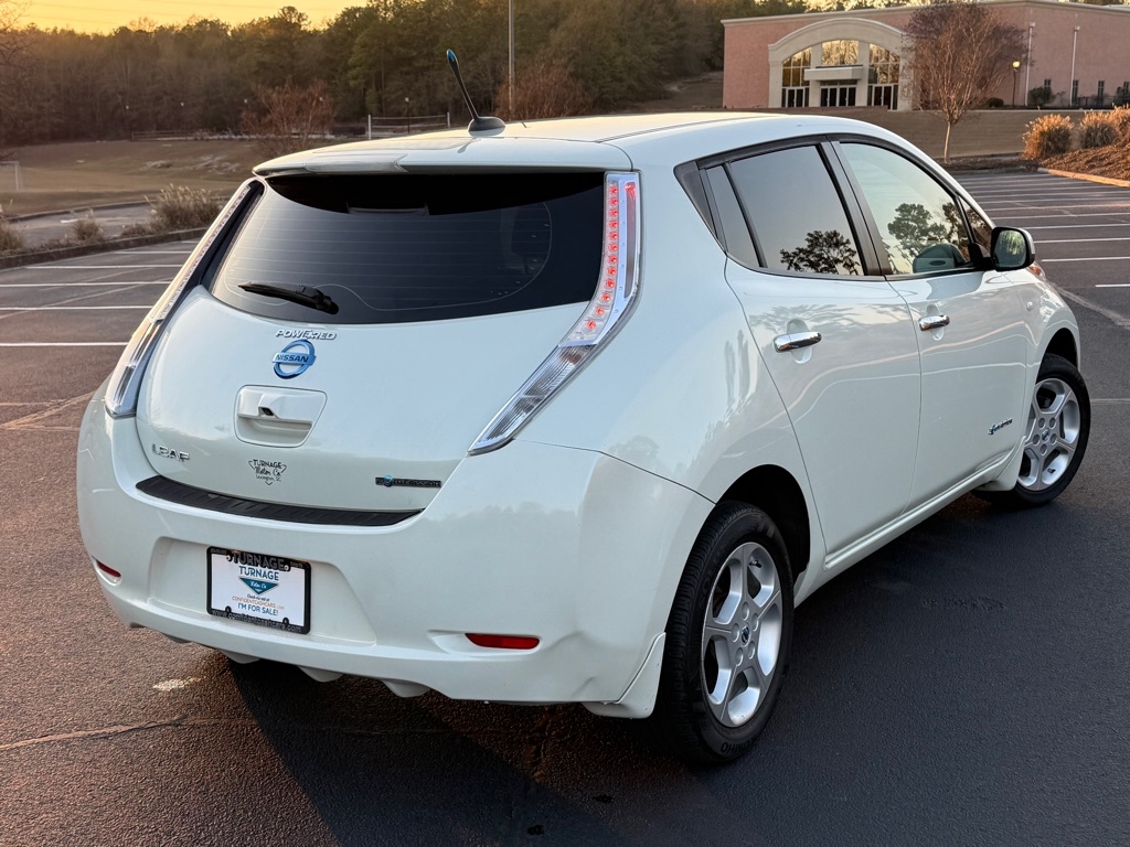 Nissan Leaf SV 2011