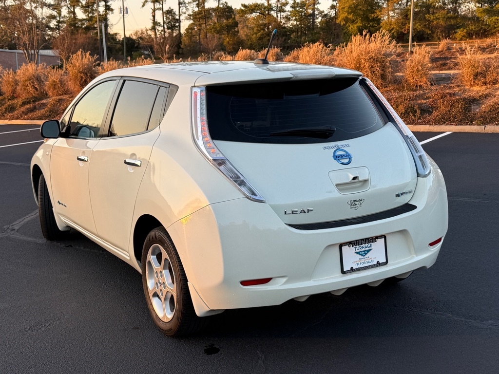 Nissan Leaf SV 2011